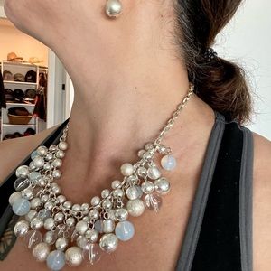 Lauren Conrad necklace and earrings set